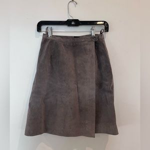 Gap suede skirt - NWT